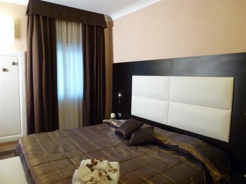 Eh Rome Airport Euro House Hotels Φιουμιτσίνο Εξωτερικό φωτογραφία