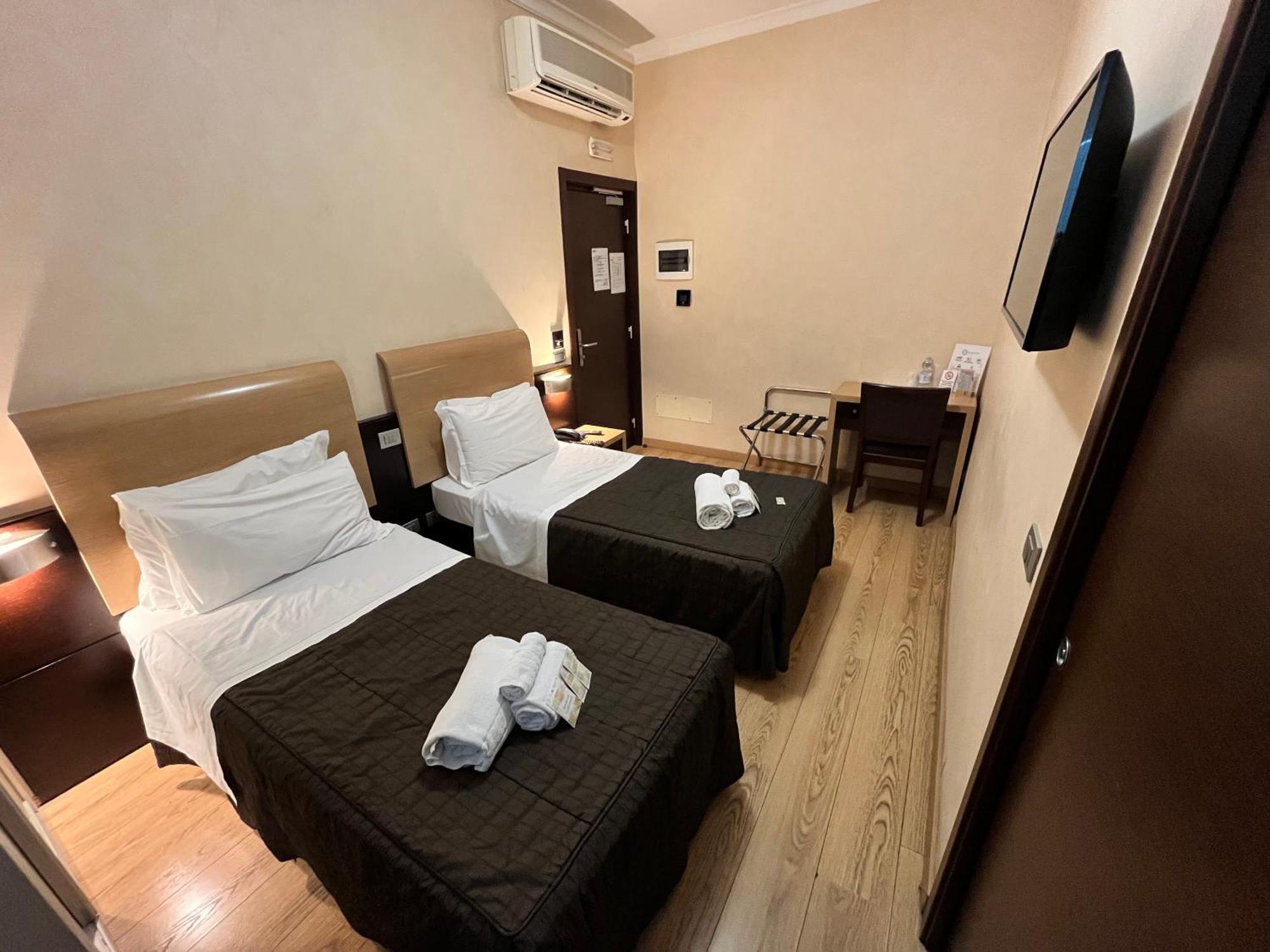 Eh Rome Airport Euro House Hotels Φιουμιτσίνο Εξωτερικό φωτογραφία